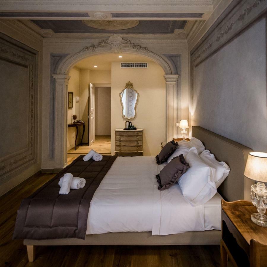 San Pier Novello In Oltrarno Bed & Breakfast Florence Exterior photo